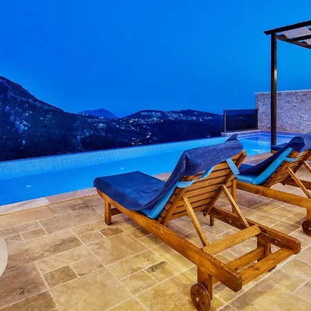 Islamlar Village 2 Bedroom - Heated Indoor Pool קלקן