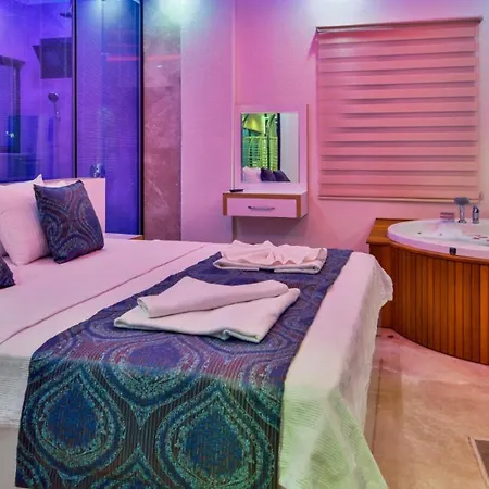 Islamlar Village 2 Bedroom - Heated Indoor Pool